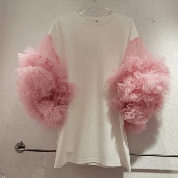 Tulle Sleeves Blouse - Picture 2 of 4